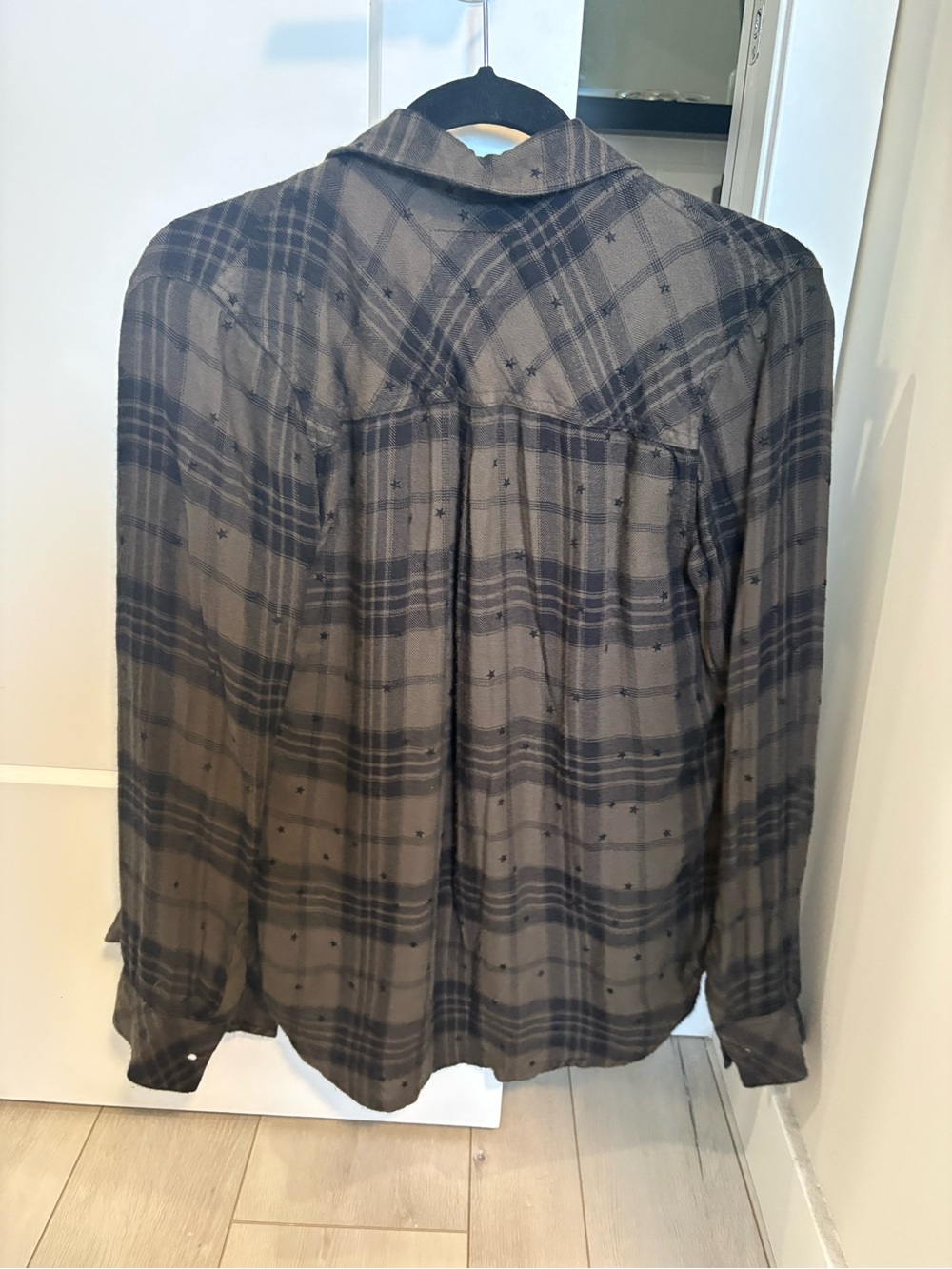 Rails button down - Picture 5 of 6